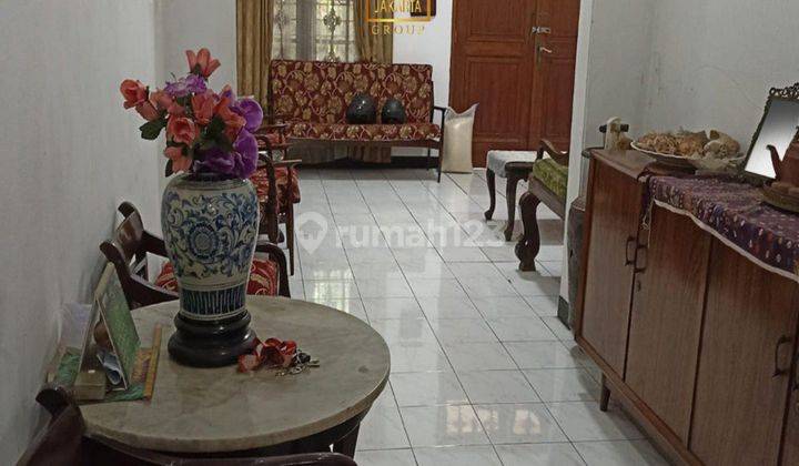 Rumah Kebayoran Baru 2 Lantai di Dekat Senayan Scbd 2