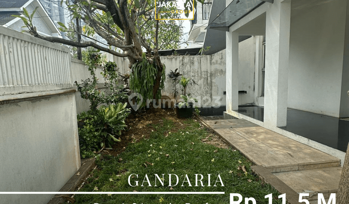 Rumah Cantik 2 Lantai +Rooftop Ada Taman, Garasi & Carport 1