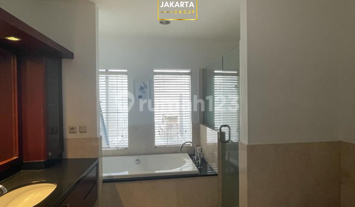 Rumah Dalam Compound Tropical Garden Spacious 10 Carpark 2