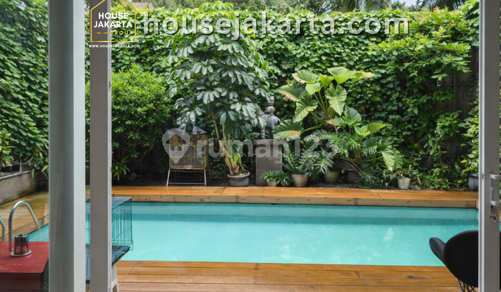 Bintaro Pesanggrahan House. Private Pool & Spacious Carport Within a Cluster 2