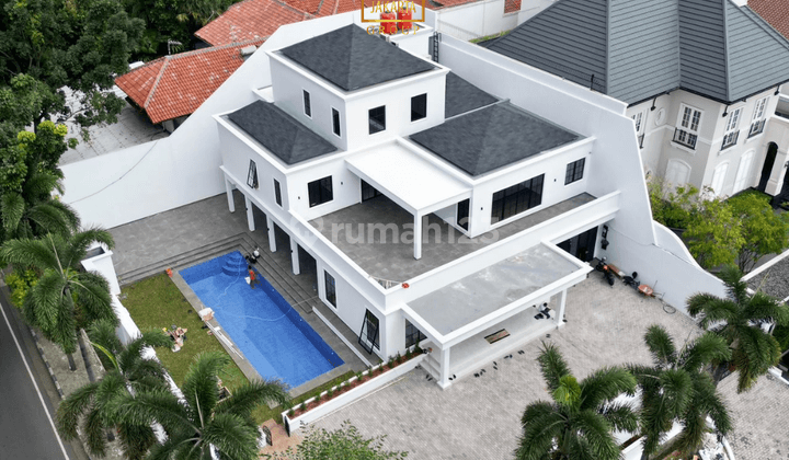 Rumah Hook 3 Lantai Minimalis Modern Jalan Lebar Prime Area 2