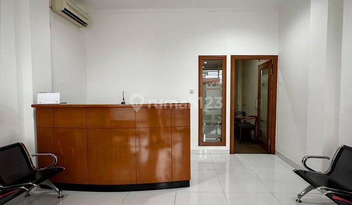 Ruko 3.5 Lantai Fully Furnished Dekat St. Mrt Cipete 2