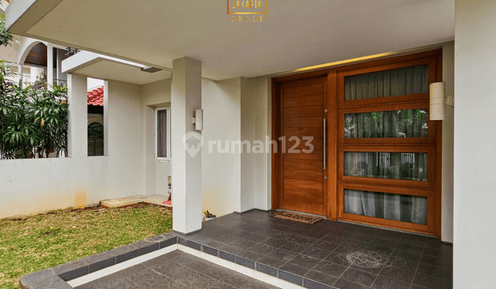 Rumah 2.5 Lantai Semi Furnished Dekat Bukit Golf Pondok Indah 2