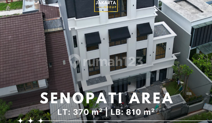 Luxury House Senopati Area . Kawasan Prime, Private Terrace View SCBD