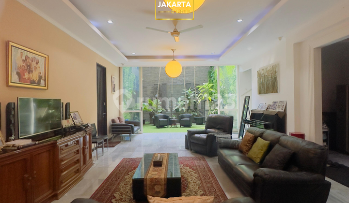 Rumah Senopati Kawasan Elite Dekat SCBD Lingkungan Tenang & Aman 2