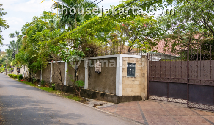 Rumah Kemang Prime Area . Bebas Banjir & Row Jalan Lebar . Dekat Kemang Raya 2