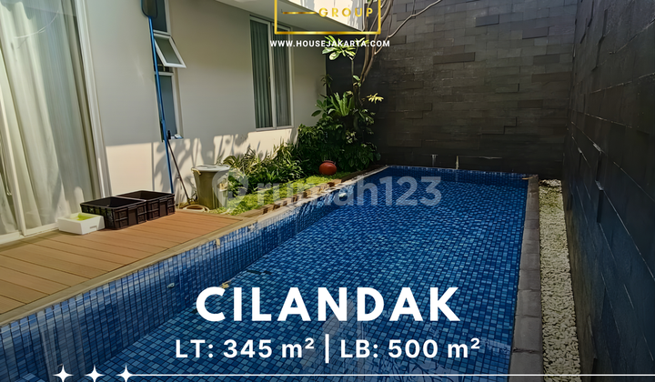 Rumah Dalam Townhouse . Private Pool . Lingkungan Tenang