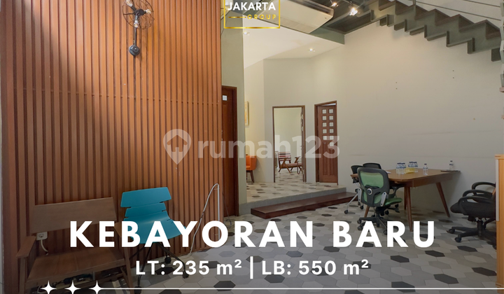 Kebayoran Baru Premium Area House, Ideal for Strategic Residence Near Senayan &amp; Sudirman 1