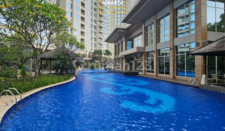 Botanica Apartment Simprug 2BR Fully Furnished Strategis Dekat Senayan & Sudirman 2