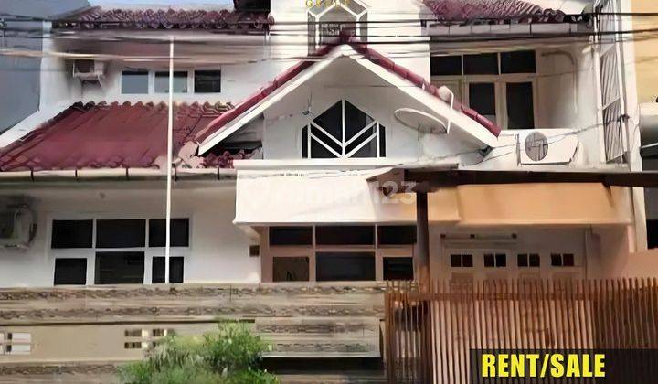 Rumah Pondok Indah 2 Lantai Minimalis Ada Carport 1