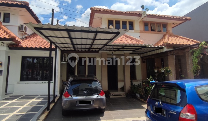 Rumah Siap Huni 1,5 Lantai di Taman Parahyangan, Lippo Karawaci 2