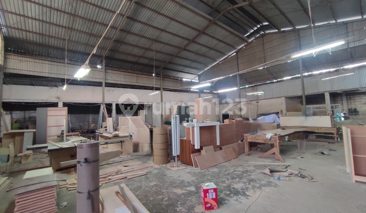 For Sale Warehouse Workshop 1,100 M², Freehold, Curug, Tangerang
