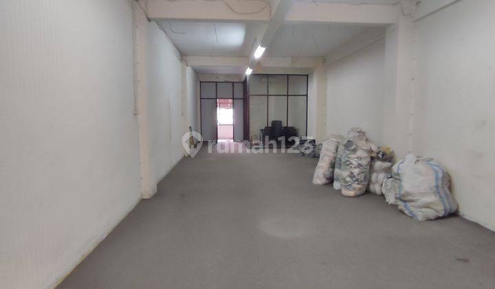 Disewakan Ruko 3 Lantai Metro Tanah Abang, Jakarta Pusat 4