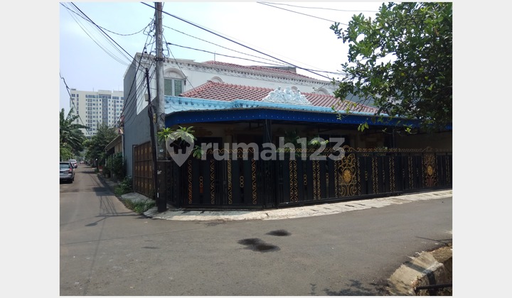 Ready-to-Occupy Huk House, Suitable for Office, Cipinang Cempedak, Cawang