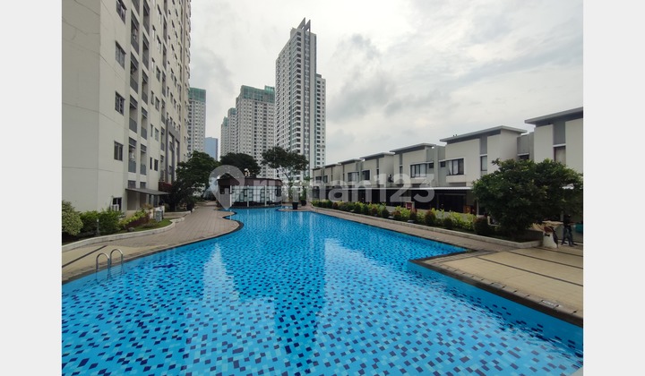 Thamrin City Cosmo Mansion 3-Bedroom Apartment 107 M2, Thamrin, Central Jakarta 2