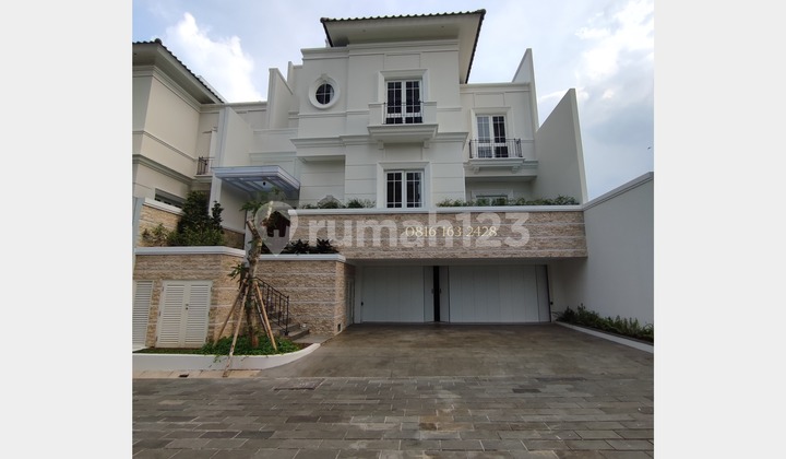 Rumah Baru 3 Lantai Private Pool & Lift, Gandaria,Jakarta Selatan