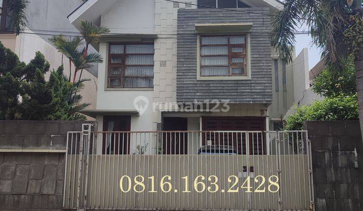 Dijual Rumah Asri 300 Meter 2 Lantai Di Green Garden, Jakarta Barat 2