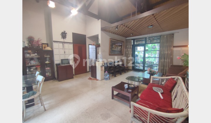 For Sale 340 Meter House in Paseban Raya, Senen 2