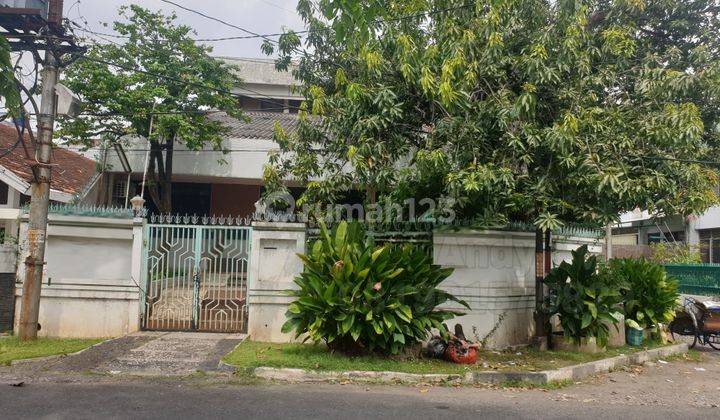 Dijual Rumah Tingkat 2 Lantai Siap Pakai di Seroja, Semarang 1