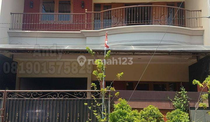 Dijual Rumah Bagus Tingkat 2 Lantai Siap Pakai di Perumahan Semarang Indah 1