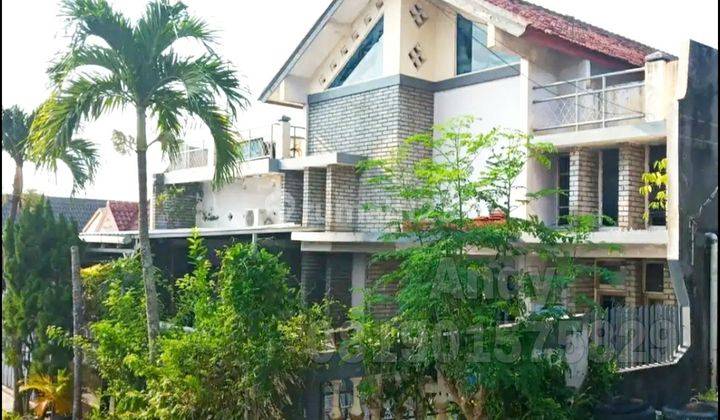 Dijual Rumah Tingkat 1,5 Lantai Siap Pakai Posisi Hook di Daerah Kedungmundu, Semarang 1