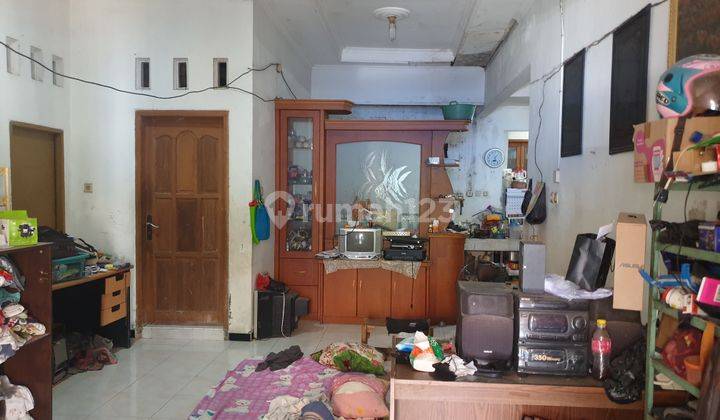 Dijual Rumah Tingkat 1,5 Lantai Siap Pakai Di Jl. Borobudur, Semarang 1