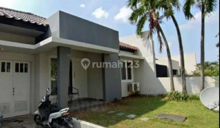 Dijual Rumah Tingkat 2 Lantai Siap Pakai di Perumahan Graha Candi Golf, Semarang 1