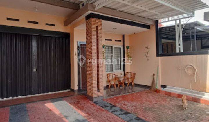 Dijual Rumah Siap Pakai di Candi Penataran, Semarang 2