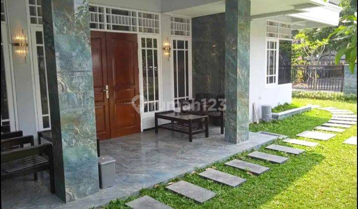 Dijual Rumah Bagus Mewah Tingkat 2 Lantai Full Furnished Posisi Hook Siap Pakai Di Perumahan Villa Aster, Semarang 2