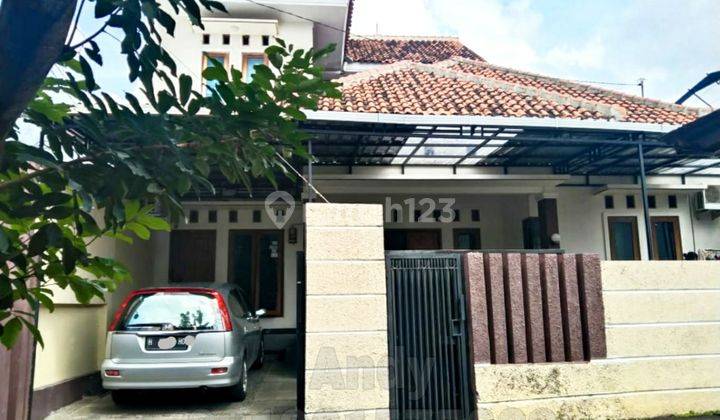 Dijual Rumah Tingkat 1,5 Lantai Siap Pakai Dekat Akpol, Semarang 1