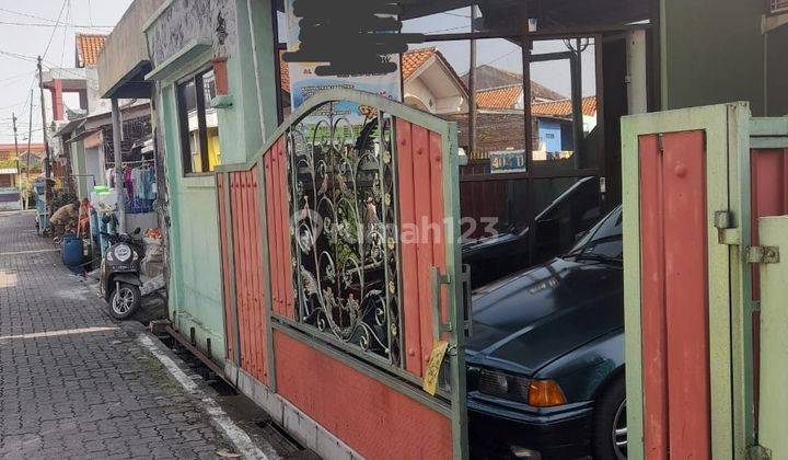 Dijual Rumah Siap Pakai Tengah Kota Daerah Poncowolo Semarang 2