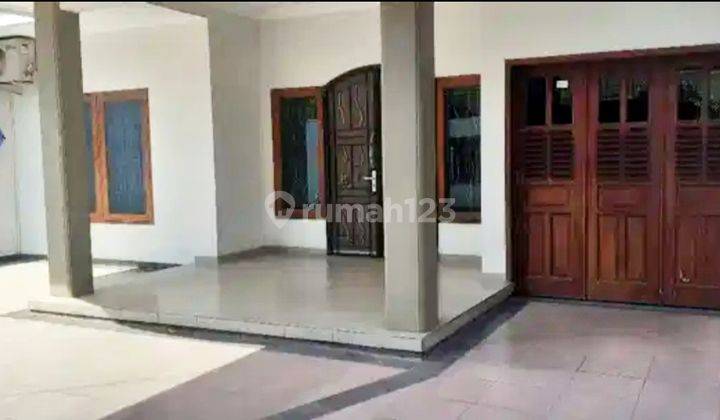 Dijual Rumah Bagus Tingkat 2 Lantai Siap Pakai Daerah Mugassari, Semarang Selatan 1