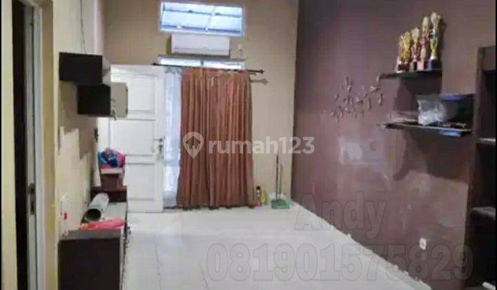 Dijual Rumah Tingkat 1,5 Lantai Siap Pakai di Perumahan Graha Padma, Semarang 1