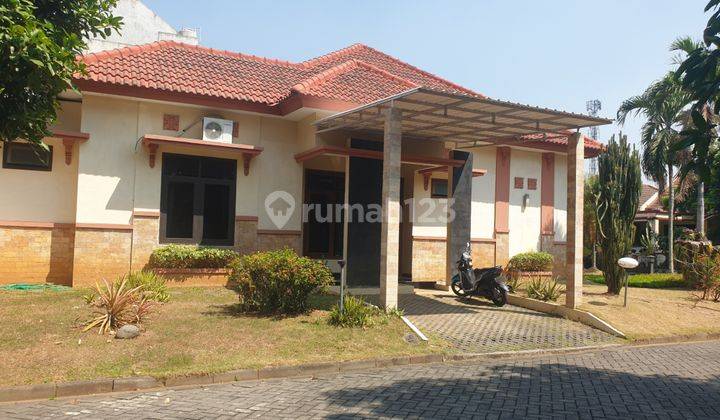 Dijual Rumah Mewah Posisi Hook Siap Pakai Di Perumahan Graha Estetika, Semarang 1