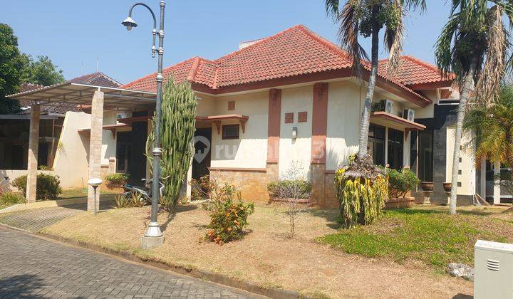 Dijual Rumah Mewah Posisi Hook Siap Pakai Di Perumahan Graha Estetika, Semarang 2