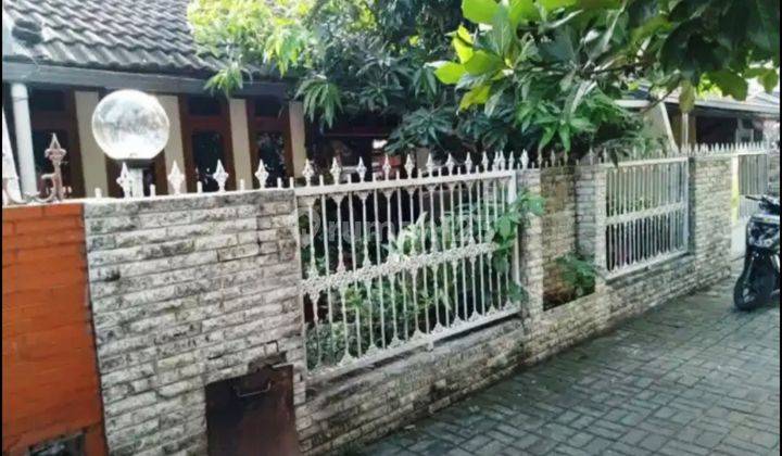 Dijual Rumah Pinggir Jalan Raya Daerah Banyumanik, Semarang 2