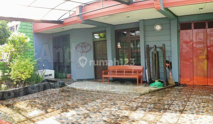  Dijual Rumah Bagus Tingkat 2 Lantai Pinggir Jalan Daerah Indraprasta, Semarang 1