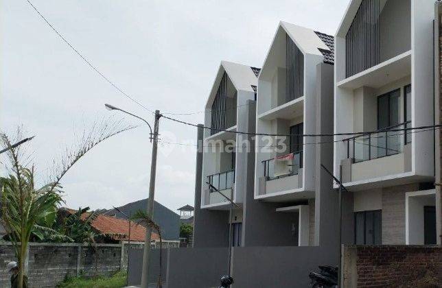 Rumah Batununggal Baru 2 Lantai Minimalis  2