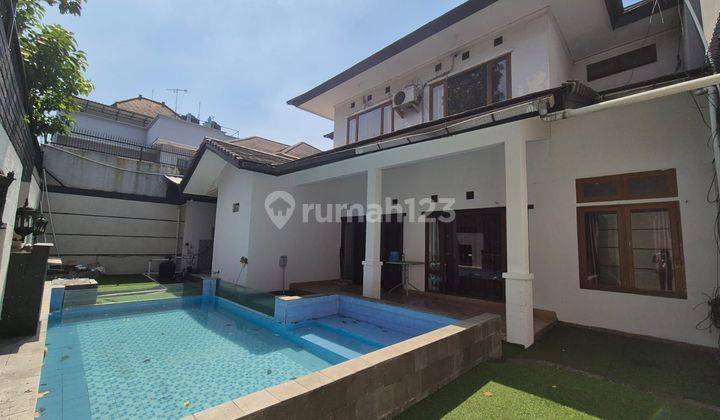 Rumah Batununggal Swimming Pool Bagus 1