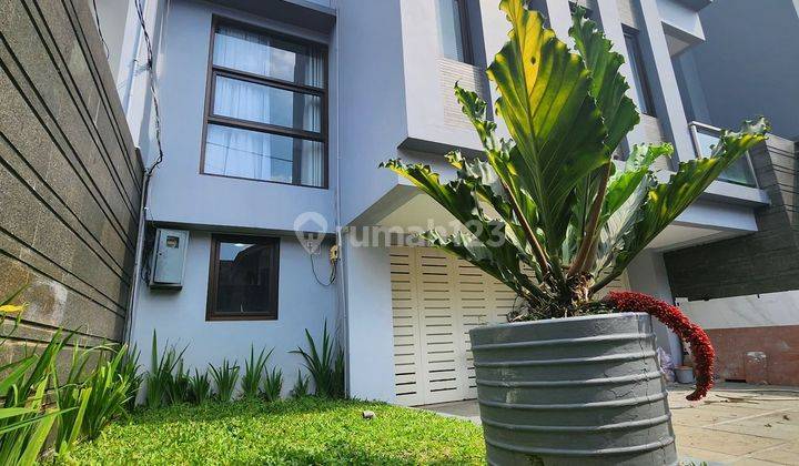 Rumah Setrasari Strategis ada Litf Minimalis Full Furnished 1