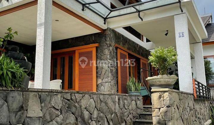 Rumah Dago Pakar Tropical Model 1