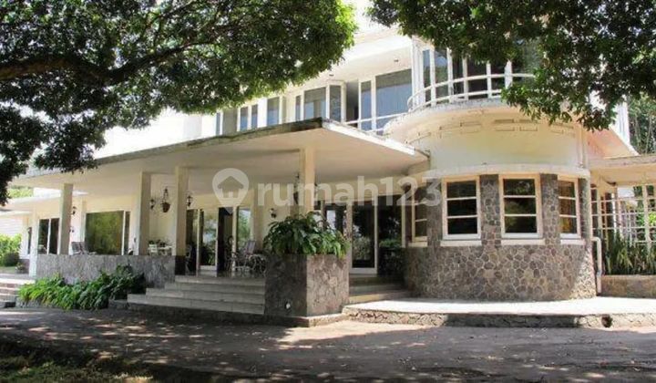 Rumah Ciumbuleuit Classic Besar Cocok Rumah Cafe 2