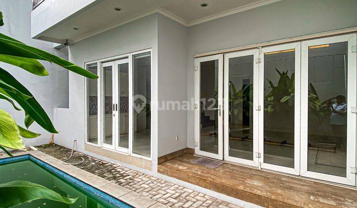 Rumah Siap Huni Bagus di Ampera Private Pool 1