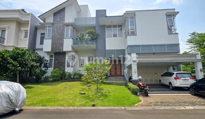 Exclusive! Rumah 800 m² di Taman Telaga Golf BSD - Nego