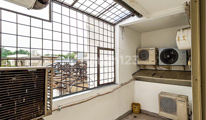 Flood-Free, House In TH, 3 Floors, Freehold Certificate, Move-In Ready 2