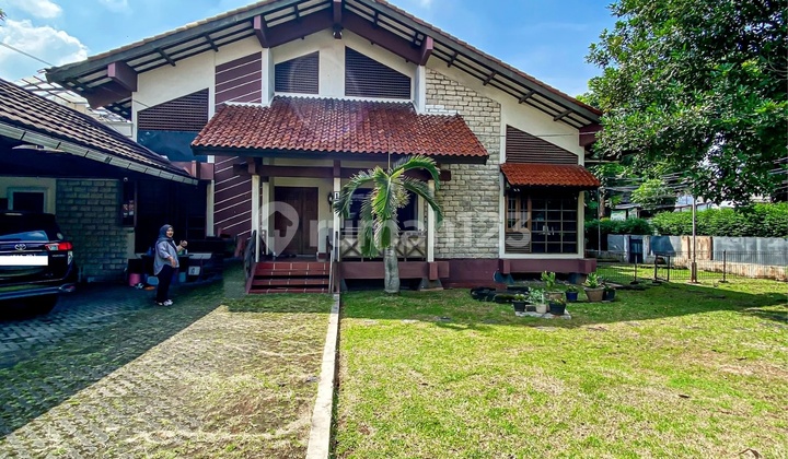Dijual Cepat! Rumah Dalam Komplek Kalibata Tengah + Halaman Luas Dijual Cepat! Rumah Dalam Komplek Kalibata Tengah + Halaman Luas