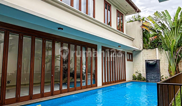 Bebas Banjir, Rumah di Jl. Benda Dalam, 2 Lantai, SHM, Siap Huni 1