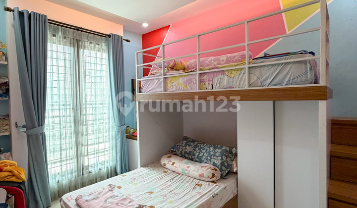 Rumah Exclusive SHM di Veteran - Carport + Garasi, Solar Panel, Jet Pump 2