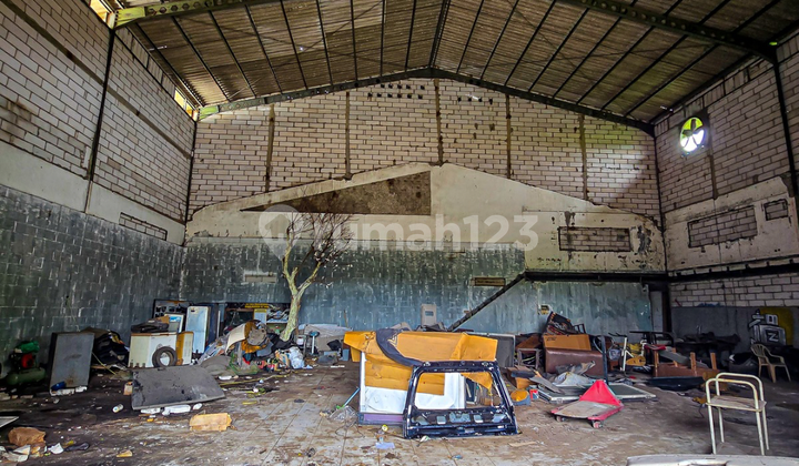 Bebas Banjir, Tanah, SHM, Dekat Akses MRT, Siap Huni