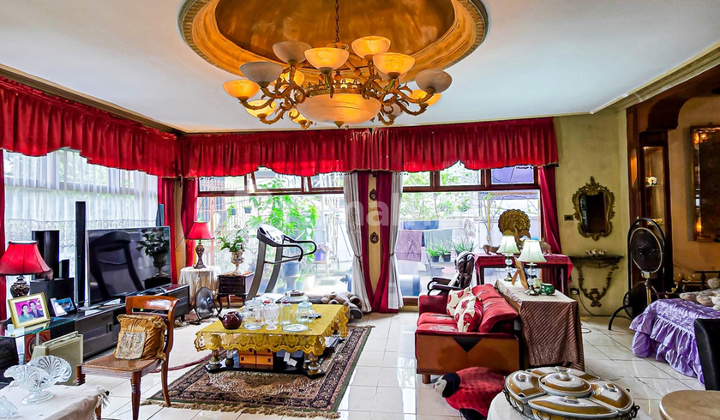 Bebas Banjir, Rumah Old Money, 2 Lantai, SHM, Siap Huni 2